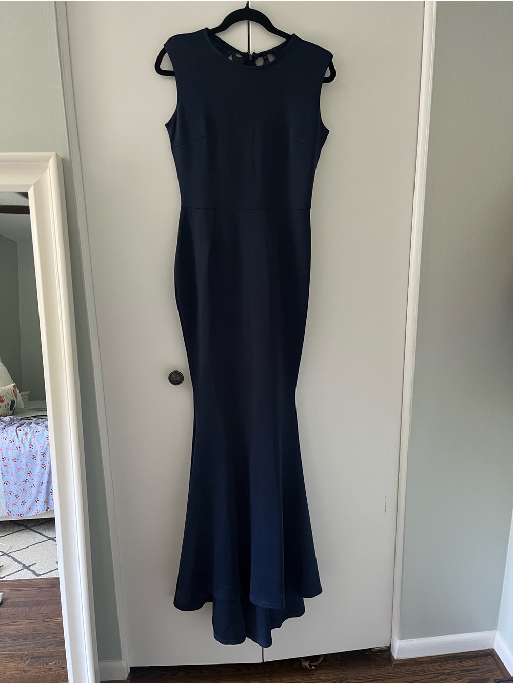 Sleeveless Navy Mermaid Hem Evening Dress with Lace Back